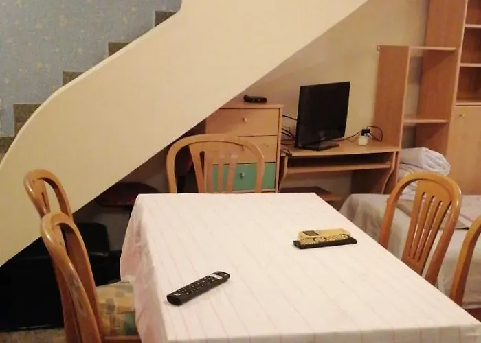 опера * וארנה