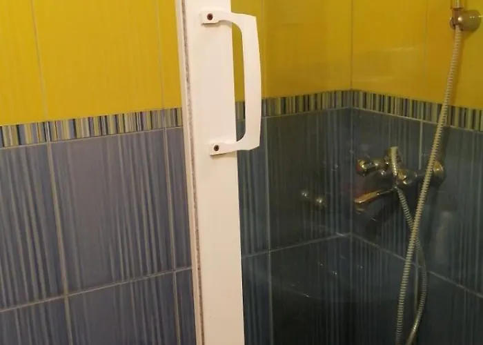 опера * וארנה